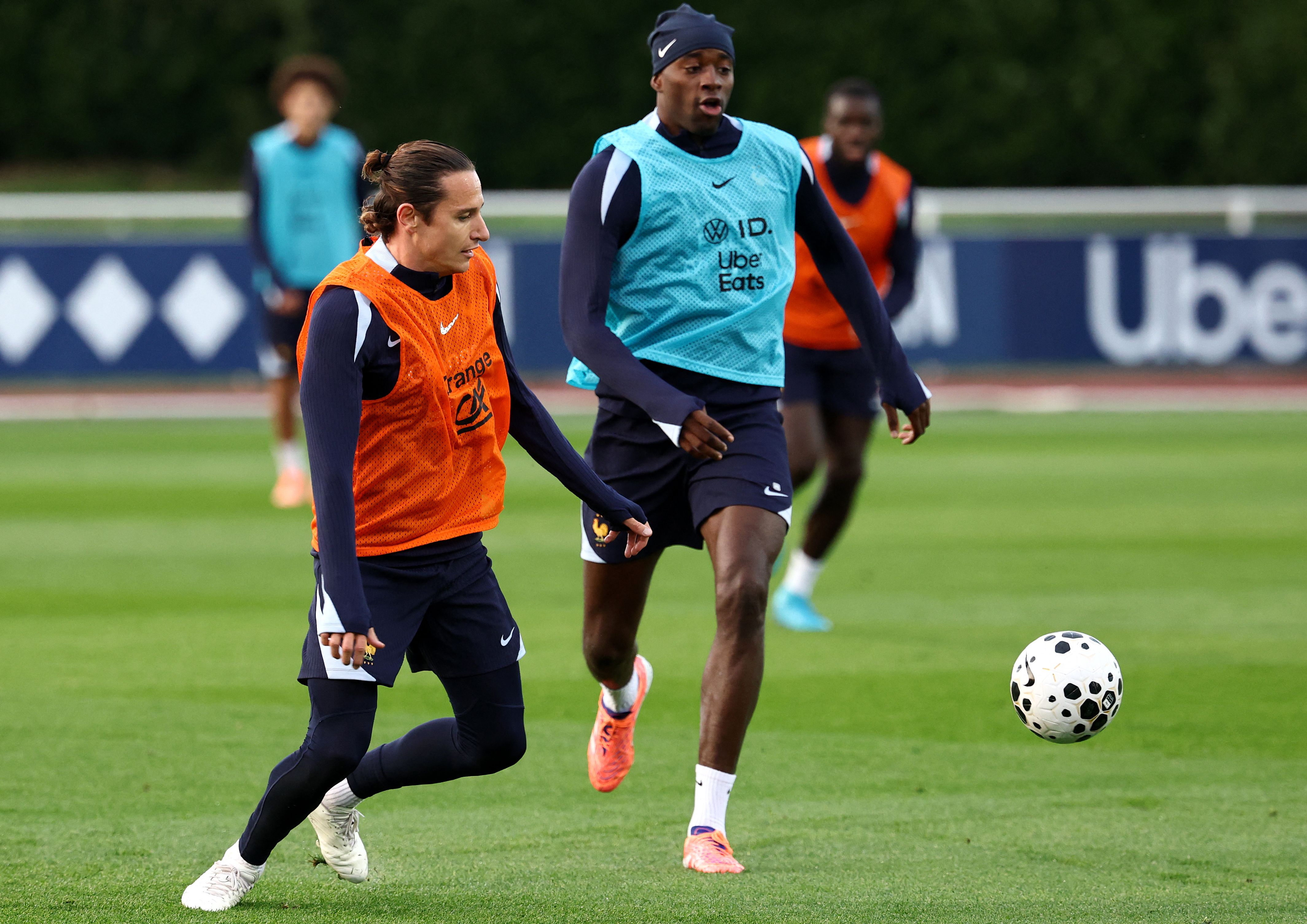 LOL电竞入口-包含从今晚国际米兰备战法国杯到今晨纽卡斯尔备战法甲，塔图姆在德国队比赛中爆冷的词条